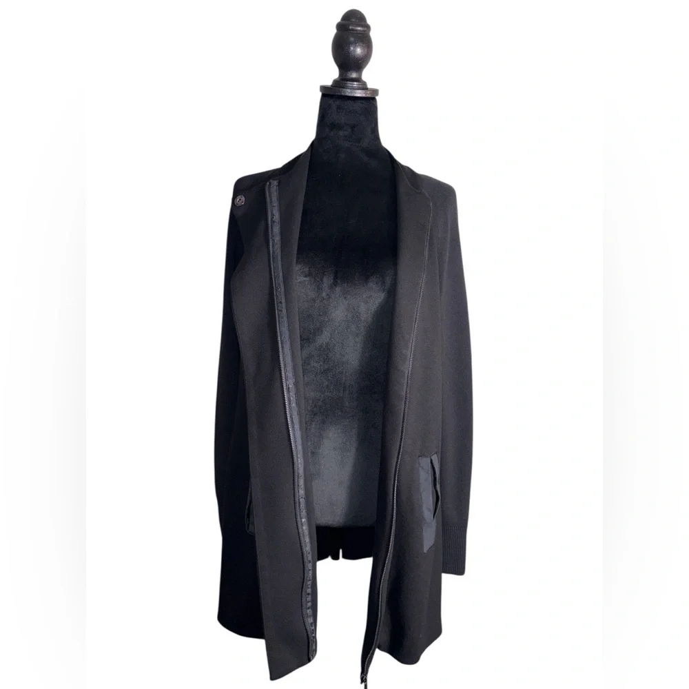 Cabi 3351 Tailor Ponte Knit Full Zip Coat in Black with faux leather trim Sz S